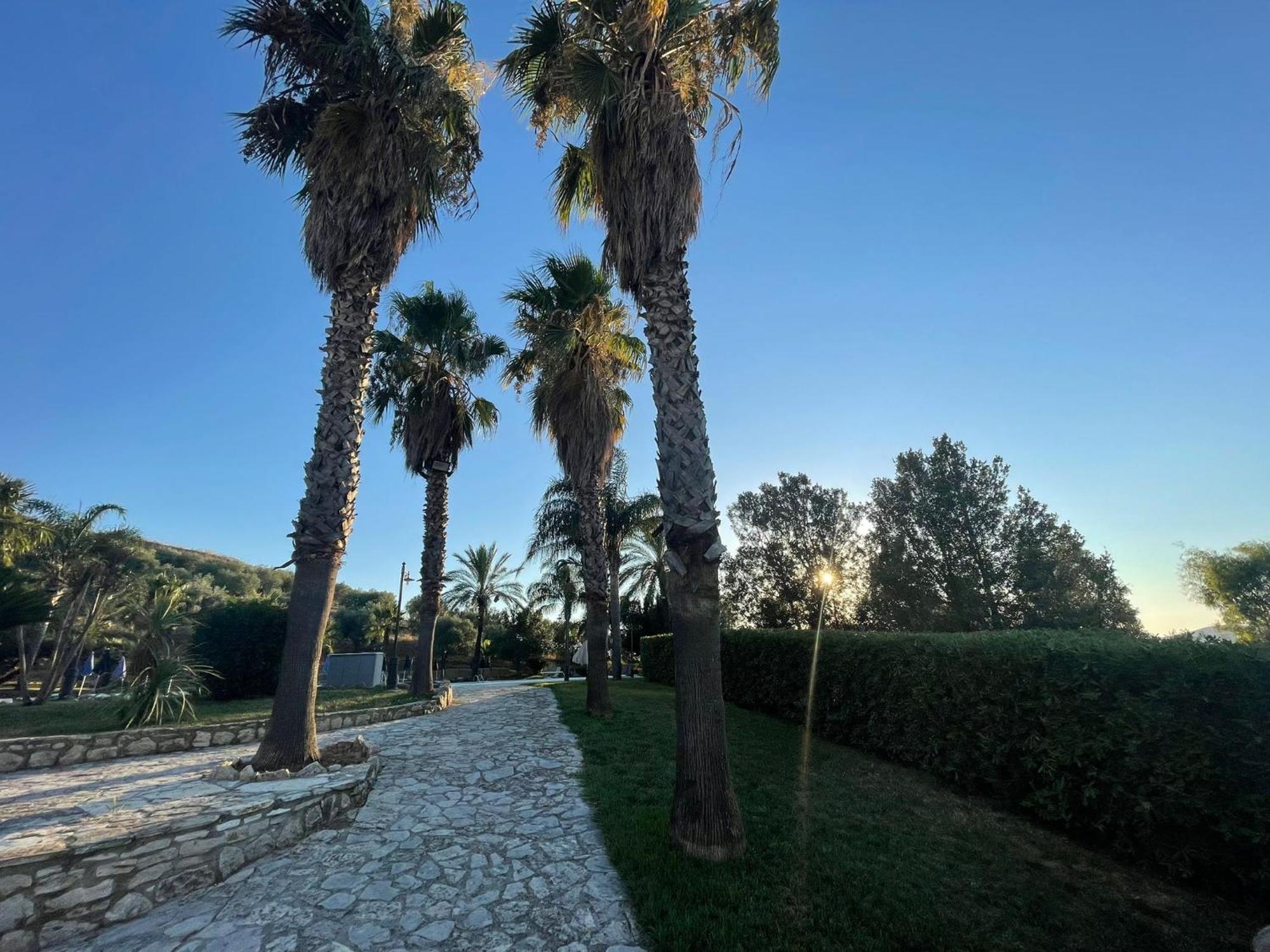 Ponte Calatrasi Agriturismo Roccamena Exterior foto